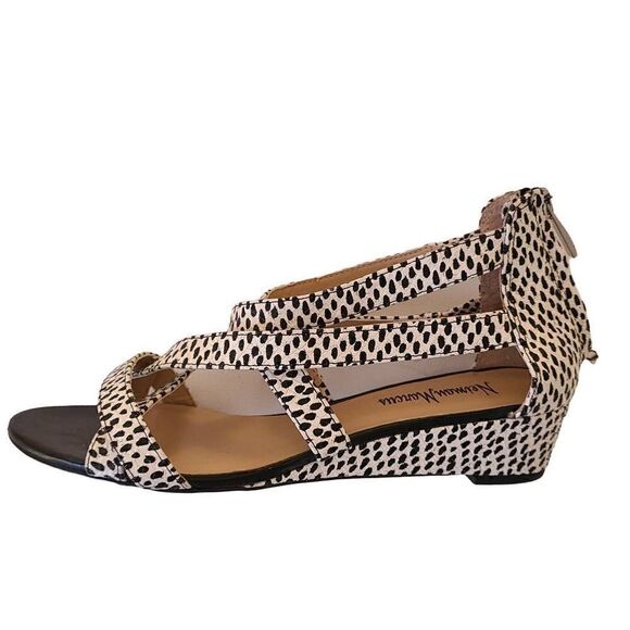 Neiman Marcus Strappy Wedge Sandal Size 6.5 - Picture 2 of 13